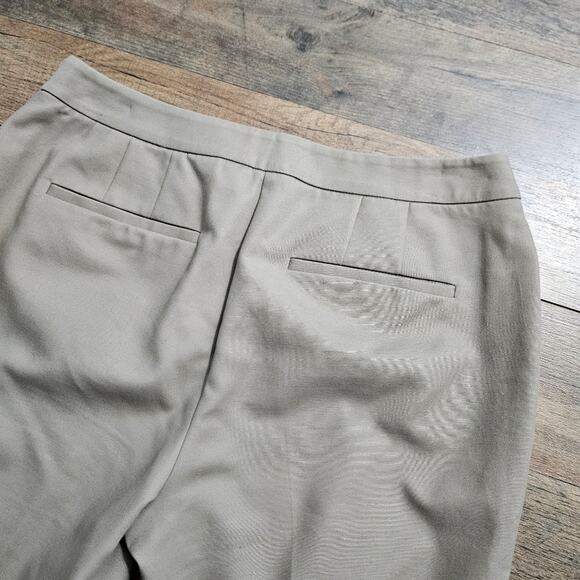Chico's So Slimming Ankle Pants Khaki Medium Slacks Career Workwear Normcore - Picture 9 of 13